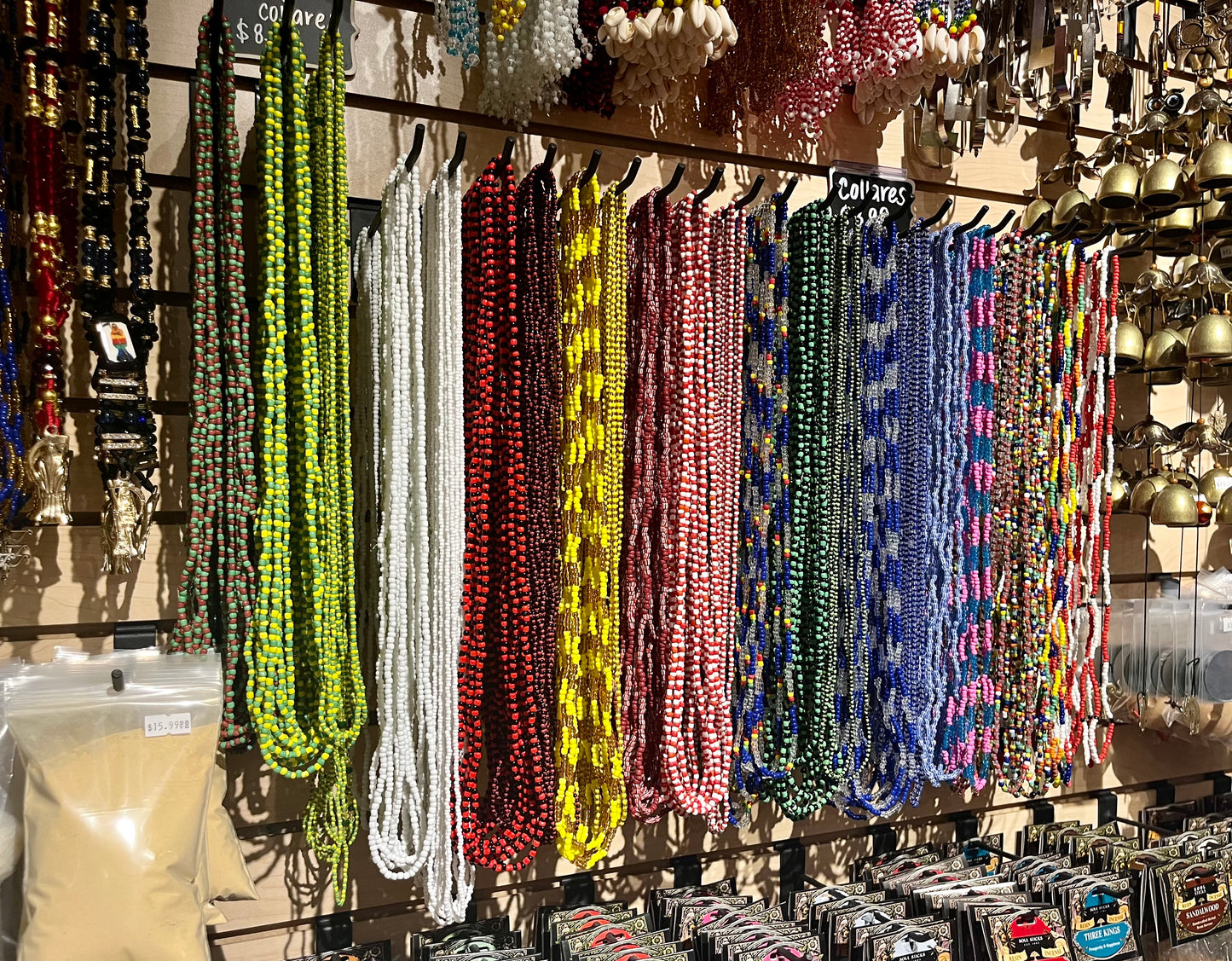 Collares/ Necklaces