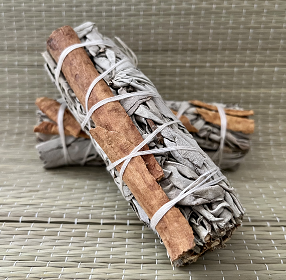 Cinnamon + White Sage 4 inch/ Canela + Salvia Blanca 4 – casadeorula