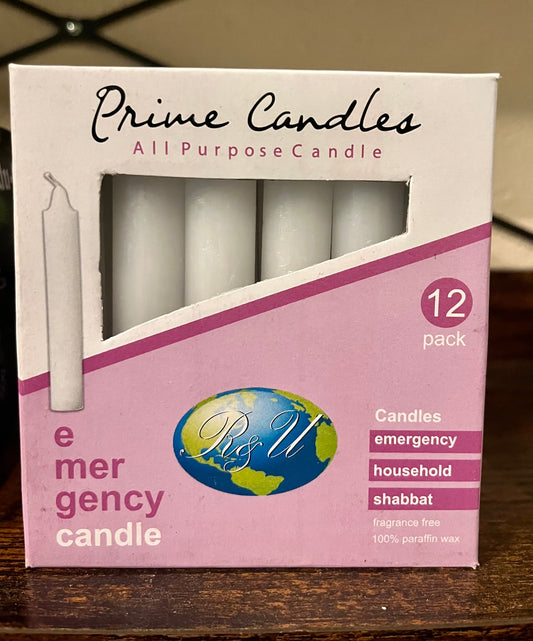 12 pack white candles/ Paquete de 12 velas blancas.