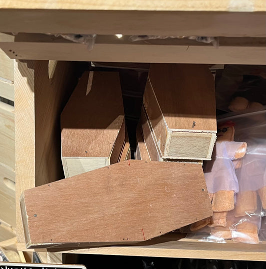 Caja de muerto/ Coffin