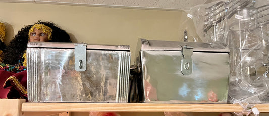 Cofre odua con herramientas/ Odua coffin with tools