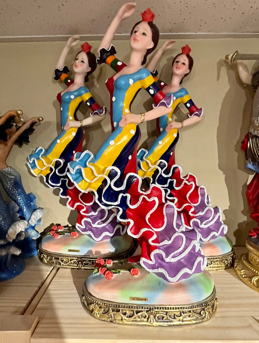 Gitana estatua 16''/ 16'' Gypsy statue