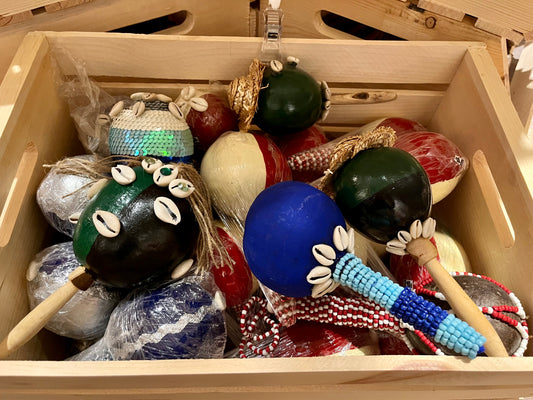 Maracas para los santos/ Rattles for the saints