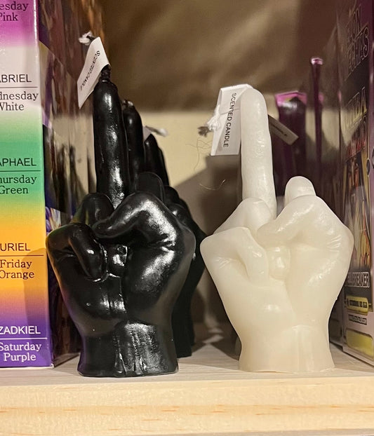 Middle finger scented candles/ velas perfumadas con el dedo medio