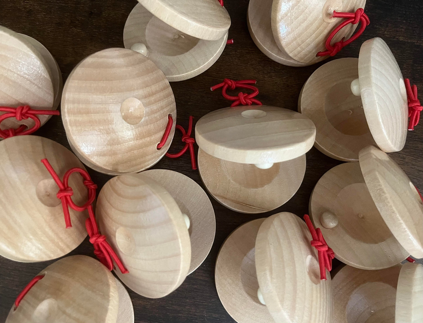 Castanuelas/ Castanets