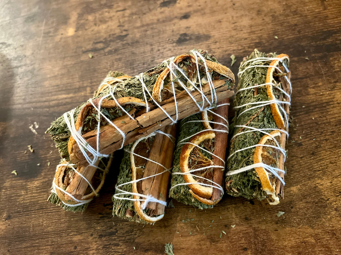 Sage with Cedar, Cinnamon and orange 4"/ Salvia con Cedro, Canela y Naranja 4"