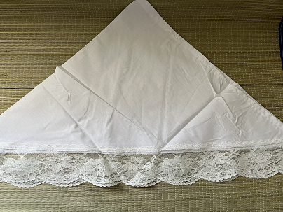 Womens White Bandanas/Quillas para mujer Blancas