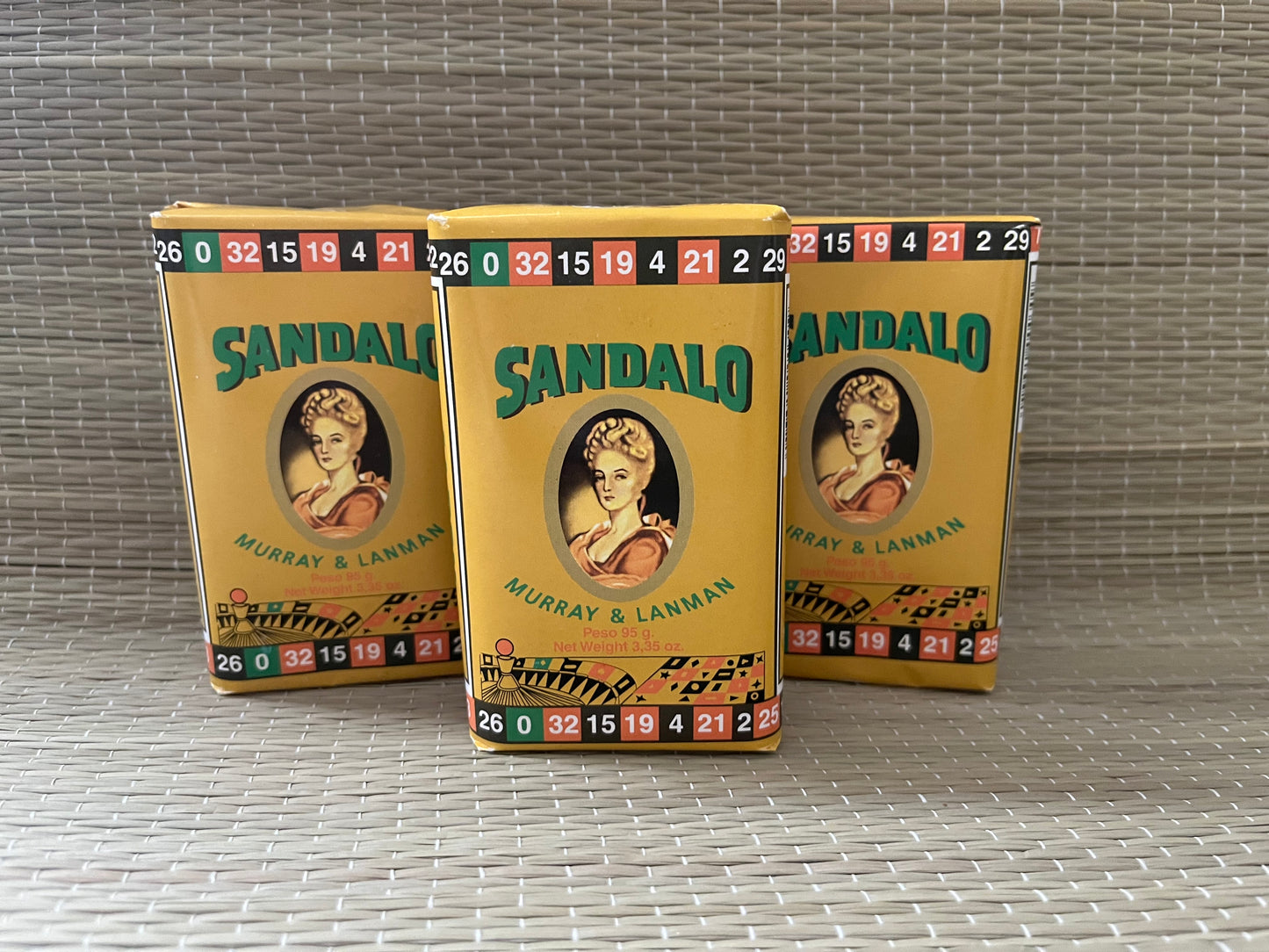 Sandalwood Soap/Jabon de Sandalo